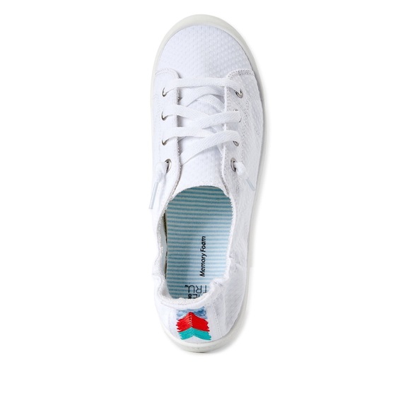 Time and Tru Shoes - Time and true scrunch back  snickers size 11 white and cute